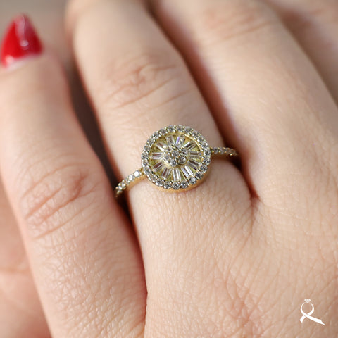 Anillo para mujer en oro 10K con circonia