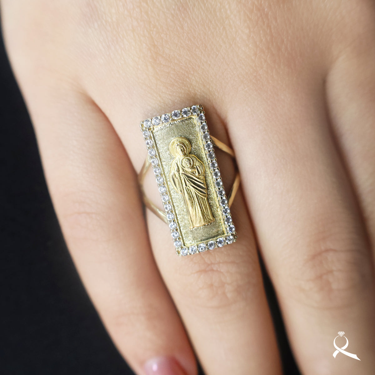Anillo para hombre en oro 10K con circonia