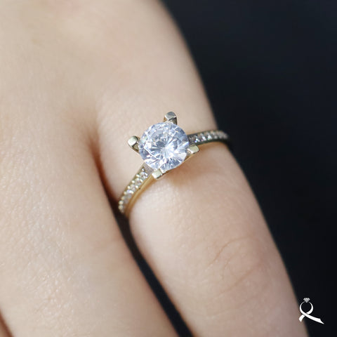 Anillo de compromiso en oro 10K