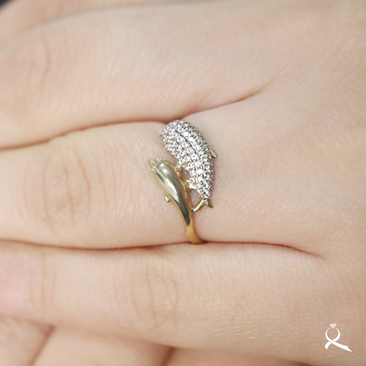 Anillo para mujer en oro 10K con circonia